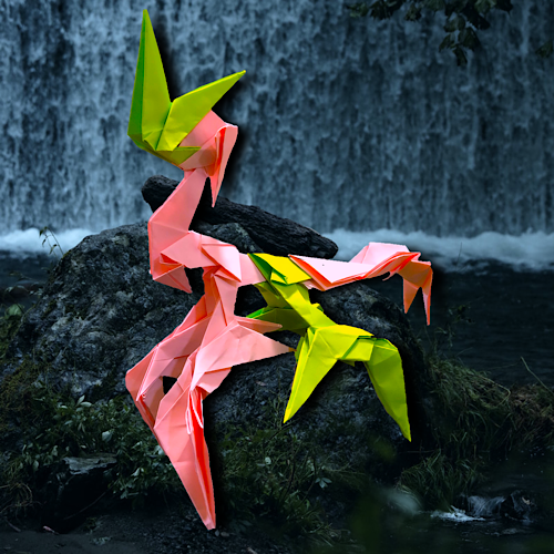 りょうすけ@組み立て折神工房Assembly Origami Workshopさんによる「カゲヌキ」 16枚の折り紙